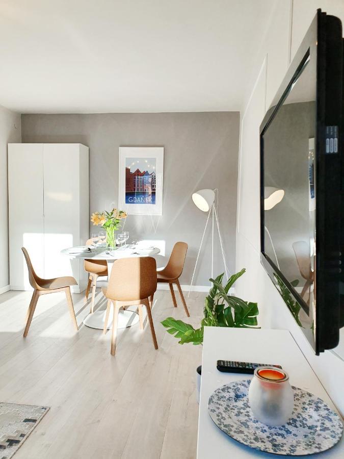 Comfy Apartments - Old Town Marine Гданск Екстериор снимка