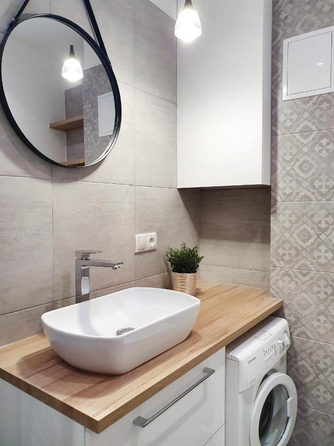 Comfy Apartments - Old Town Marine Гданск Екстериор снимка